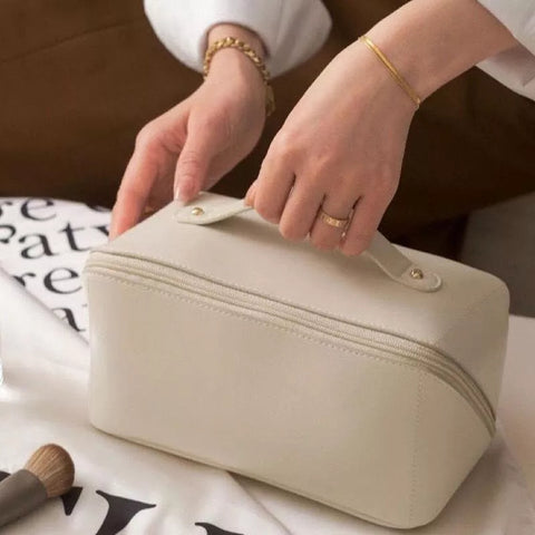 Classy Leather Cosmetic Pouch – Portable Makeup & Travel Organizer Bag