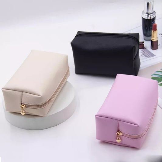 Classy Leather Cosmetic Pouch – Portable Makeup & Travel Organizer Bag