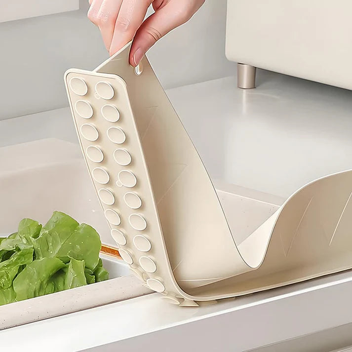 Silicone Sink Splash Guard – Faucet Water Splash Catcher